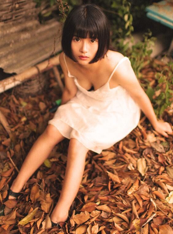 校园迷情娇羞的女家教 那夜我粗暴进入她的身体竟然落红了