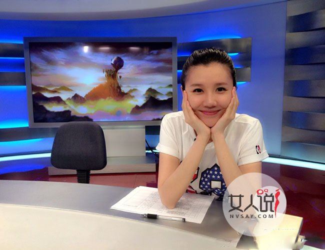 刘语熙捏奶门照曝光 女神赤裸上阵疯狂蹂躏胸前巨乳