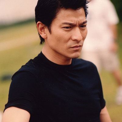 刘德华伤势透露 谭咏麟称华仔现在连说话都会痛