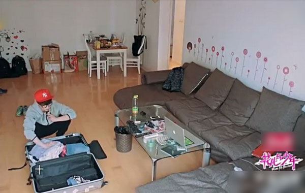 华晨宇家庭背景揭秘 华晨宇富二代生活照曝光