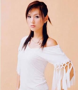 柳菁菁大尺度私拍照 柳菁菁一脱成名性感出镜姿势撩人