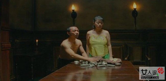 【图】赵铭胸围多大 为获上镜机会她竟用硕大的奶子给导演乳交