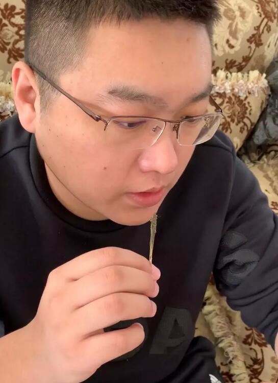 斗鱼黑一阿旭是谁真名叫什么 DNF土豪黑一阿旭个人资料微博家庭背景介绍