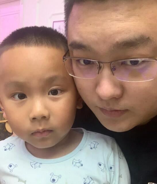 斗鱼黑一阿旭是谁真名叫什么 DNF土豪黑一阿旭个人资料微博家庭背景介绍