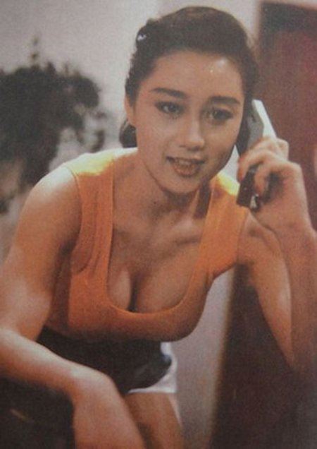 利智的早年禁播电影 利智演过的三级片电影