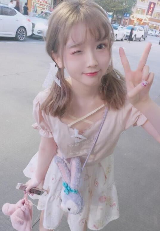 抖音Yuki雪雪是谁个人资料简介 Coser小圆脸雪雪性感福利生活照片曝光