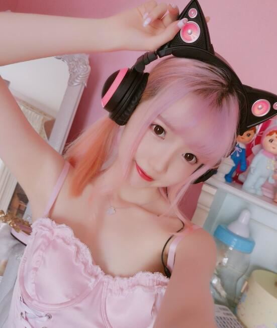 抖音Yuki雪雪是谁个人资料简介 Coser小圆脸雪雪性感福利生活照片曝光