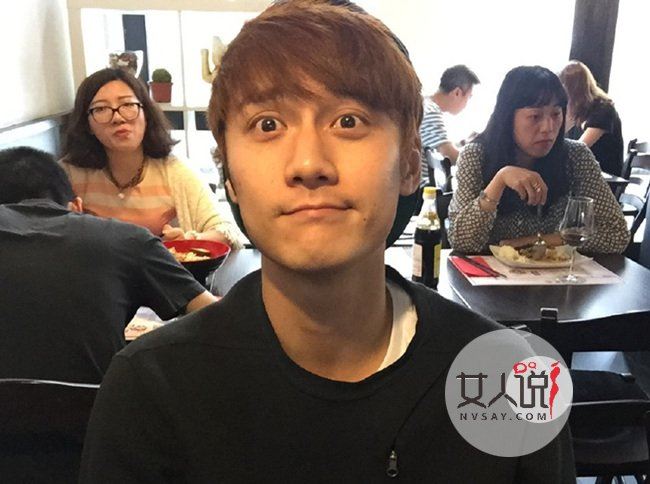 蒋劲夫漏鸟照片曝光 卖弄肌肉一不小心却暴露了