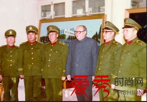 蒙古王乌兰夫八个子女现状 起底家族背景