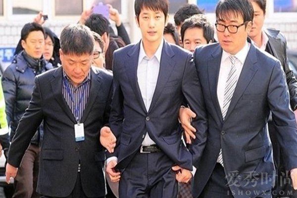 韩国明星朴施厚近况 揭其性侵案丑闻事件始末