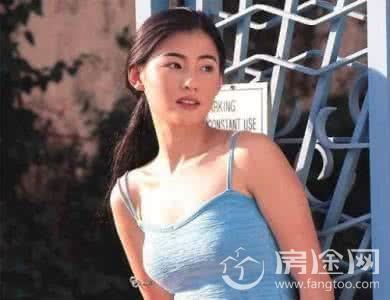 陈冠希张柏芝重点部位一览无遗