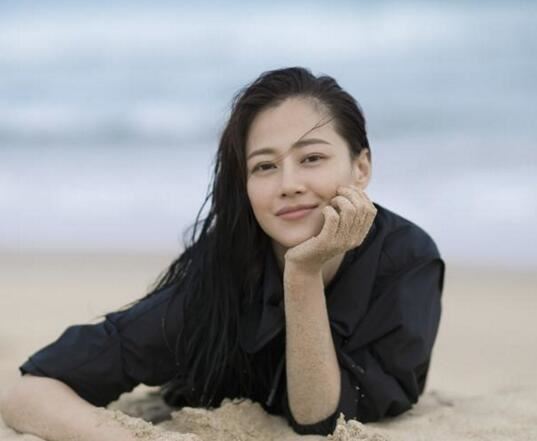 【图】扒一扒谭卓个人资料 出道即凭借《 春风沉醉的夜晚》