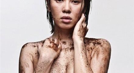 余男人体艺术写真曝光 余男拍影视大片出镜上位