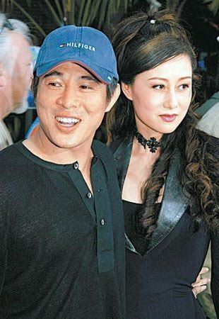 李连杰的老婆利智凸点照 利智拍过三级片吗?