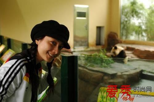 吴昕素颜照片 女主播吴昕的生活素颜照对比