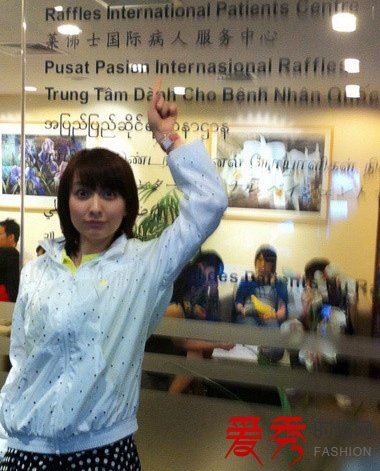 吴昕素颜照片 女主播吴昕的生活素颜照对比