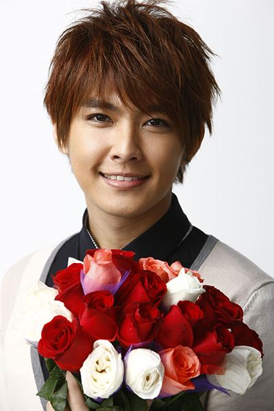 炎亚纶为好友加油被疑是台独 炎亚纶个人资料及照片