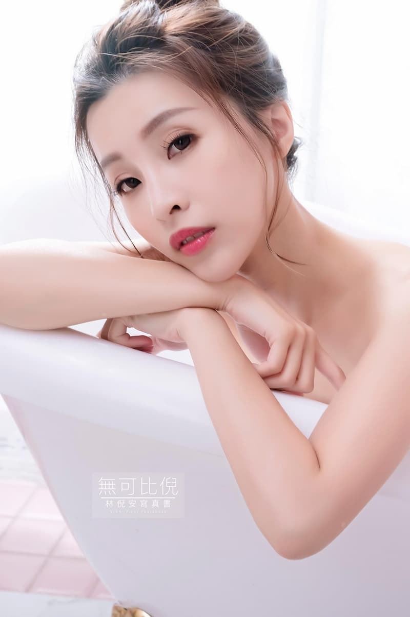 林倪安Nian 首本写真《无可比倪》释出!好身材完全挡不住!