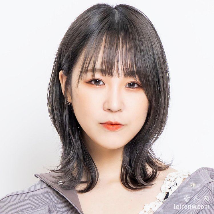 三田麻央个人资料_图片写真作品