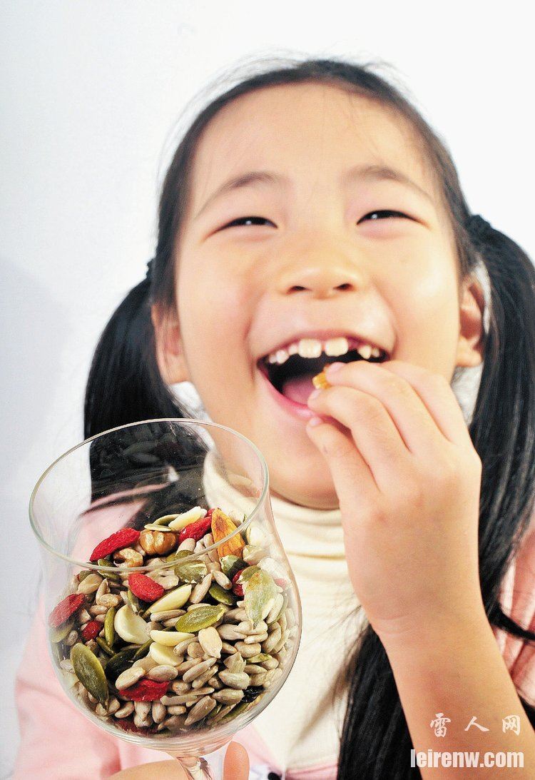 小时候过年才像过年?年味越来越淡的原因是…