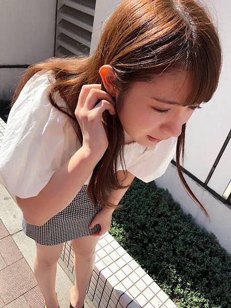 成宫莉香（成宫りか）─中法混血清纯系女艺人