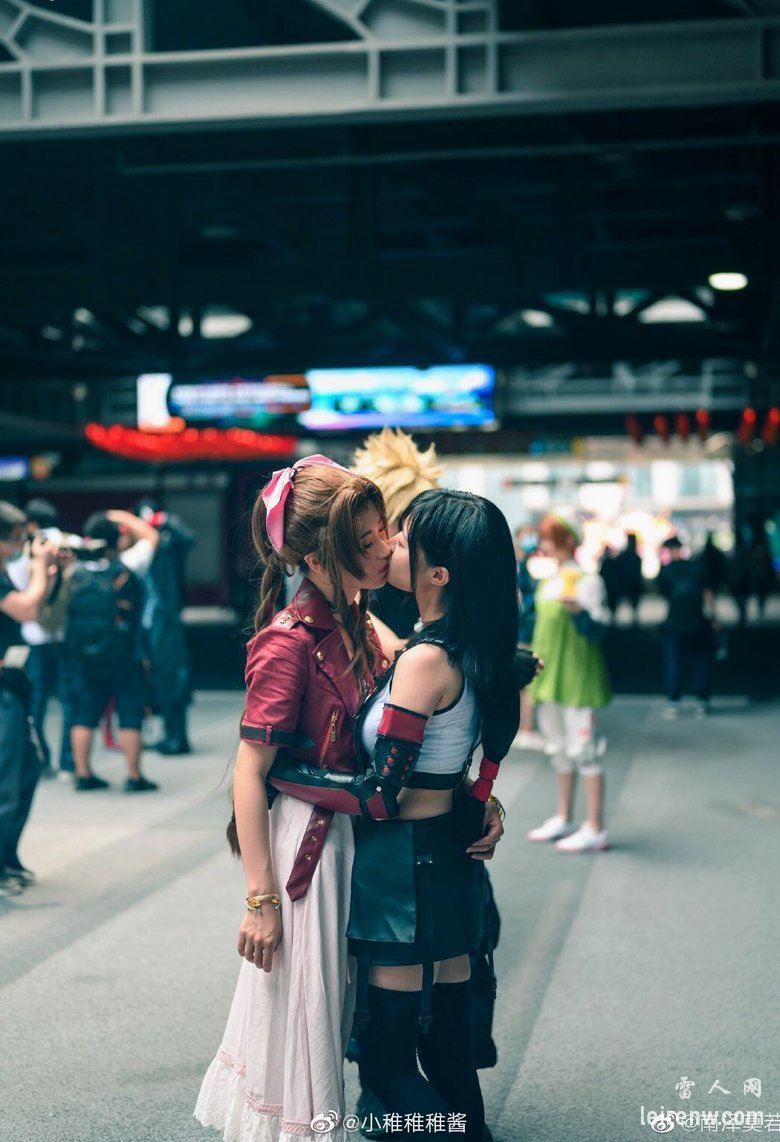 艾瑞丝蒂法百合之吻 上海漫展jk女cp26之小稚稚稚酱专访