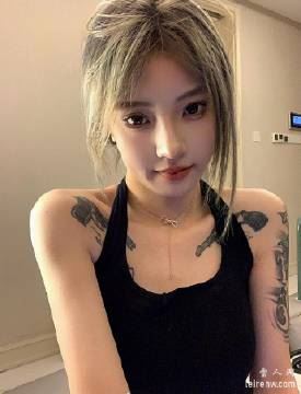 网红猪有蹄猪蹄不喝酒个人资料_写真图片