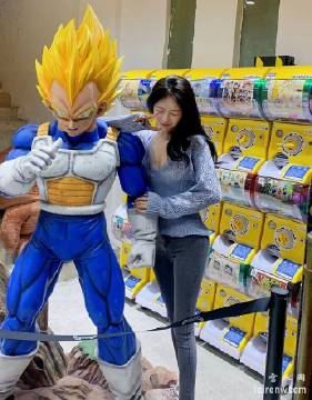 虎牙正恒冷饮（许妹）微博生活照、个人资料、写真