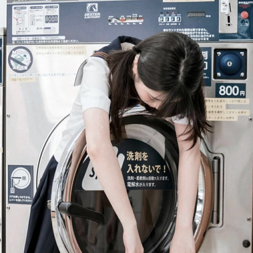 杨幂微博承认恋情庆德帝碰巧听到