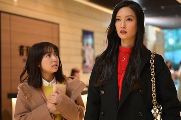 满屏都是腿-菜菜绪:被称”恶女”是荣幸