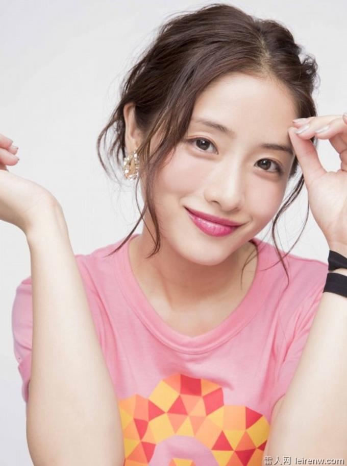 日本万人票选 30 代最美女星，「乡民老婆」新垣结衣只得到第 3 名？！