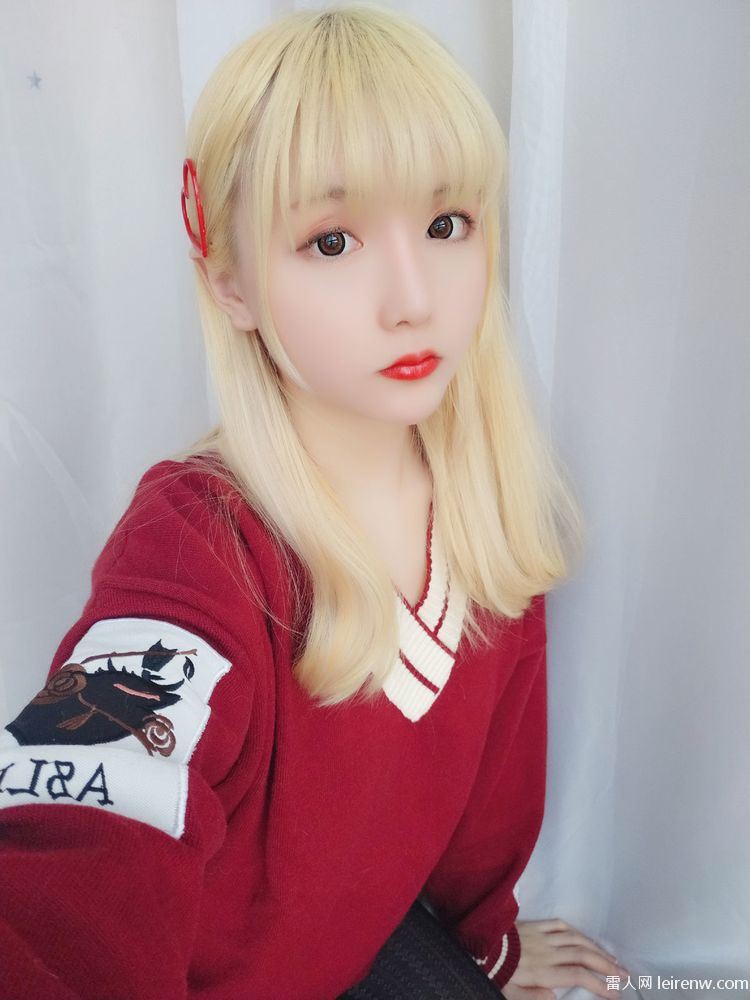 可恶教师对学生下手星之迟迟 《玫瑰月光包》