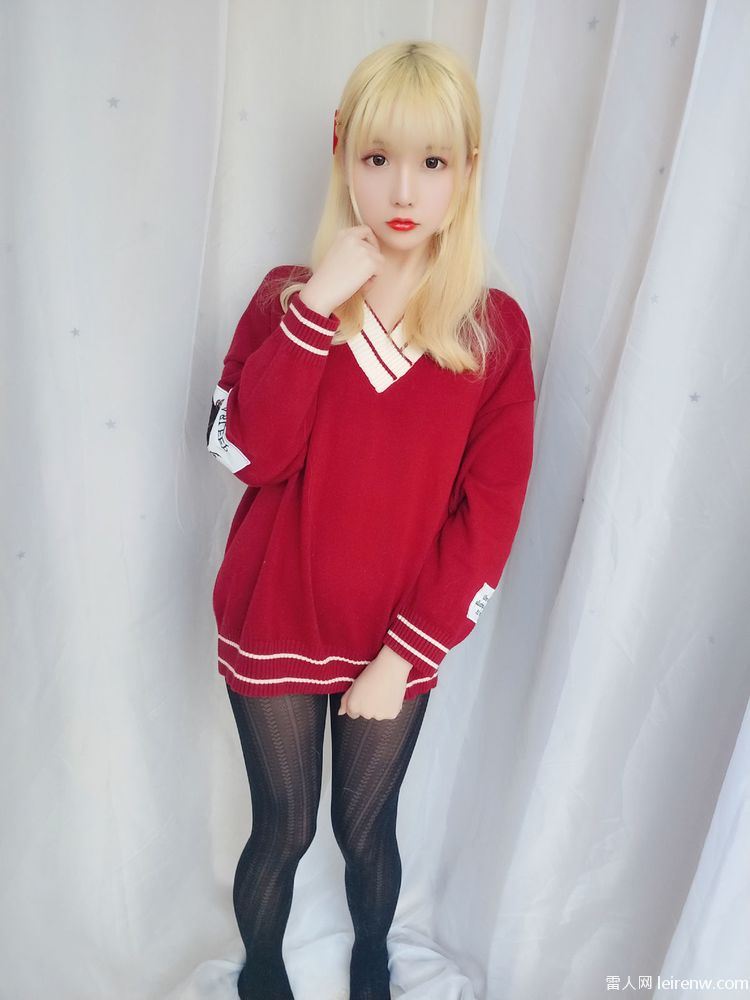 可恶教师对学生下手星之迟迟 《玫瑰月光包》