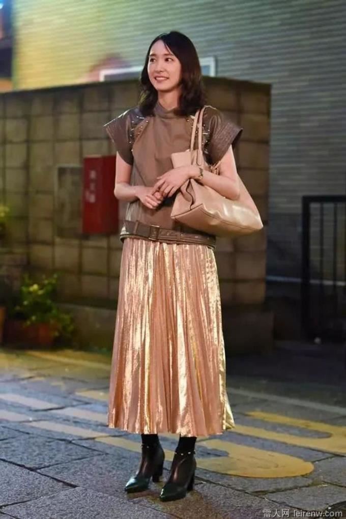 国民老婆也犯了这个错误?!细数新垣结衣 4 大「母汤造型」!