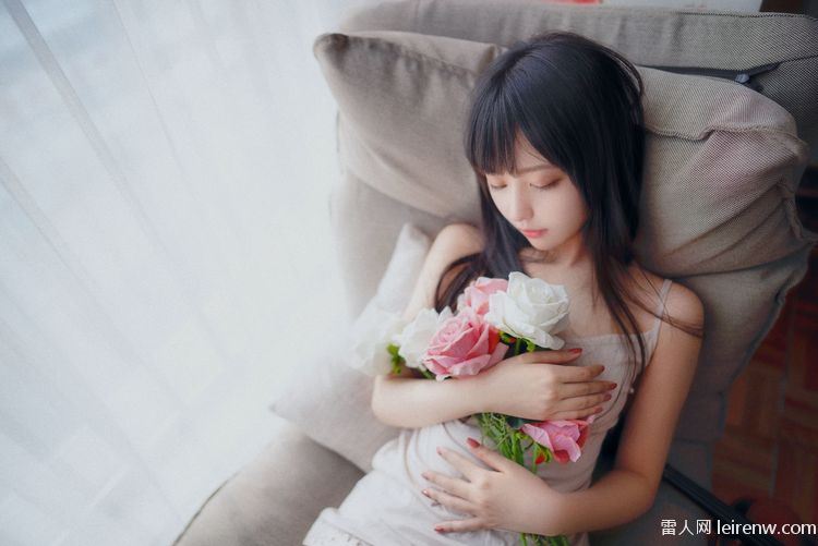 枢木あおい刚睡醒的小可爱