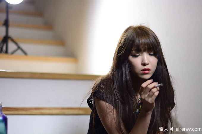 19岁咖啡馆店员失恋了