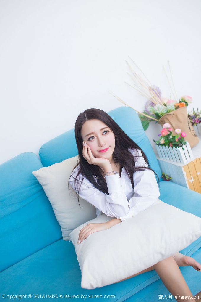 満月ひかり女神清新脱俗的样子真可爱