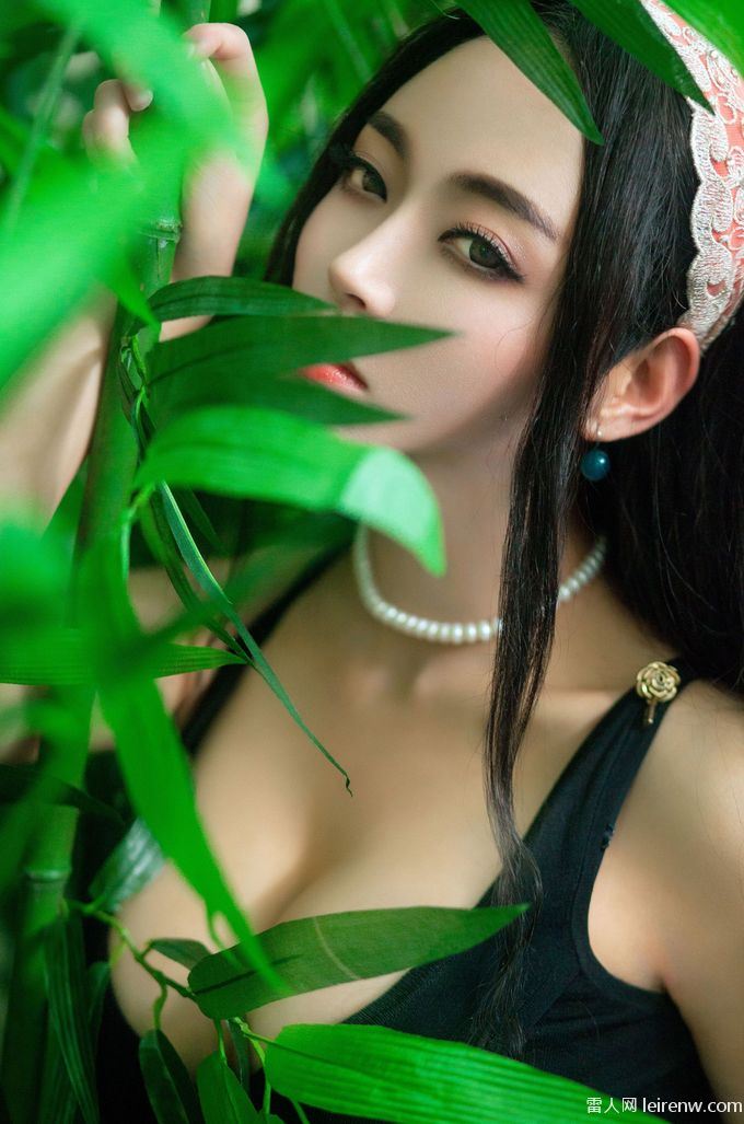 接吻 时野野宫杏总是很调皮