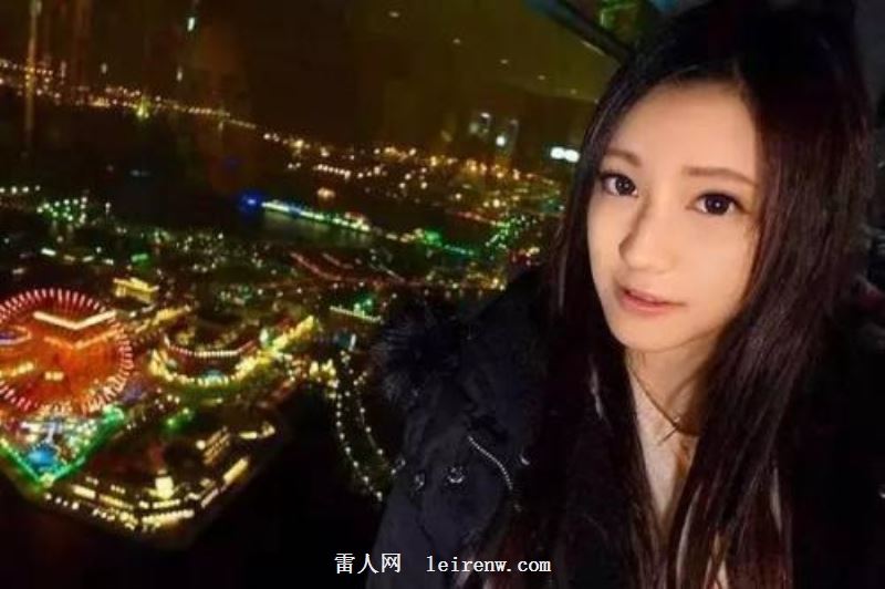 娇小的桃谷绘里香