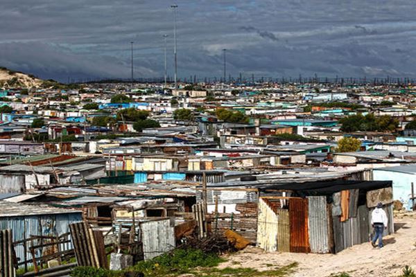 世界十大最大的贫民窟 第一奥兰吉镇贫民窟居住人数超200万