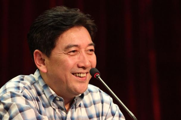 中国十大主持人排行榜：白岩松上榜，第四唯一女性