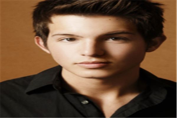 世界十大超级男模排行榜：本·希尔上榜，老佛爷最喜欢他