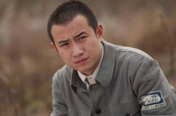 十大经典国产战争题材电视剧 《亮剑》第一，《雪豹》上榜