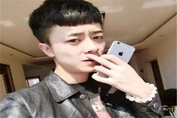 2021抖音粉丝最多的网红：papi酱上榜，它主打佛系风