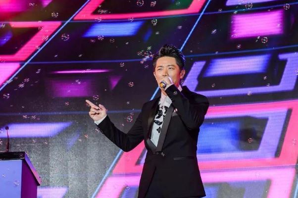 凤凰传奇最好听的歌曲top10：《山河图》上榜，第五耳熟能详