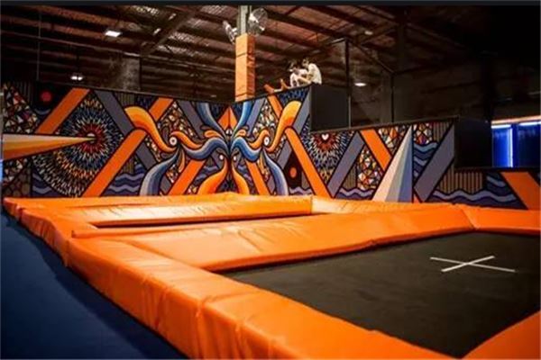 昆明十大运动中心排行榜:篮球公园上榜,新亚洲体育城第九