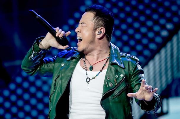 杨坤十大经典歌曲排行榜：《无所谓》上榜，第一无人能及