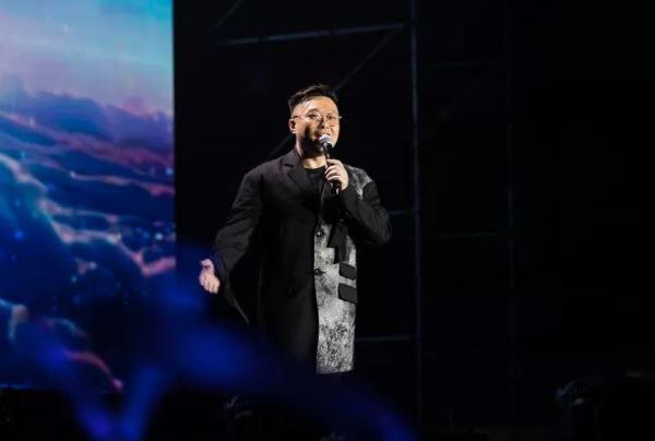 徐誉滕十大经典歌曲排行榜：《等一分钟》上榜，第二适合求婚