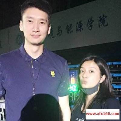 赵薇合影孙悦夫妇 盘点赵薇最想删的十张不雅照