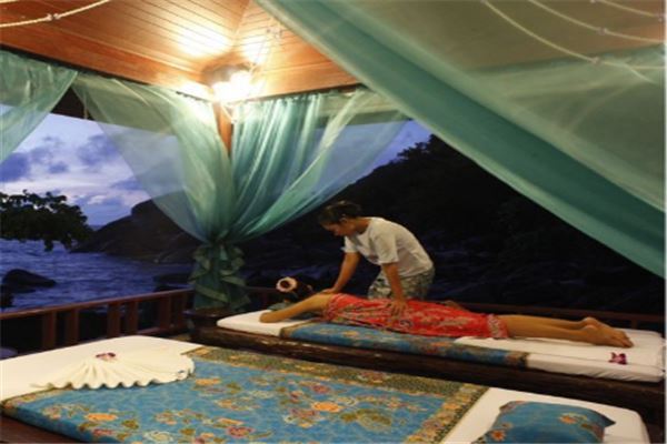 深圳市十大理发店排行榜:里梦美容美发上榜,它专门男士设计发型